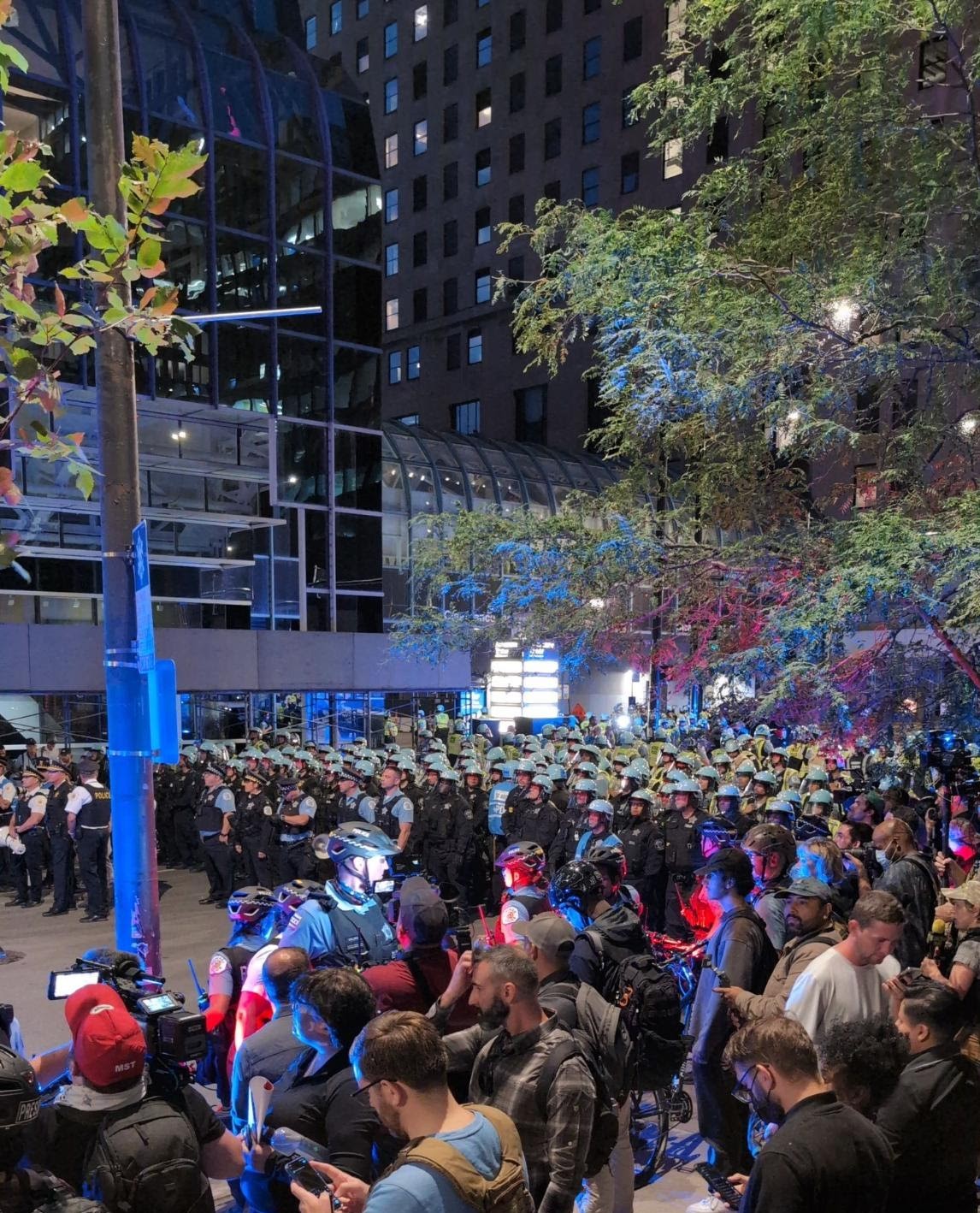 Hundreds of Chicago police officers confront a protest at the 2024 DNC.